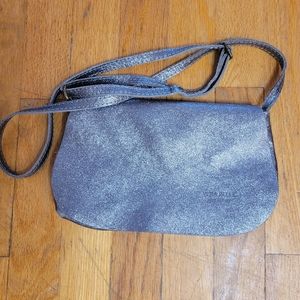 Vera Pelle Metallic Shoulder Bag‎